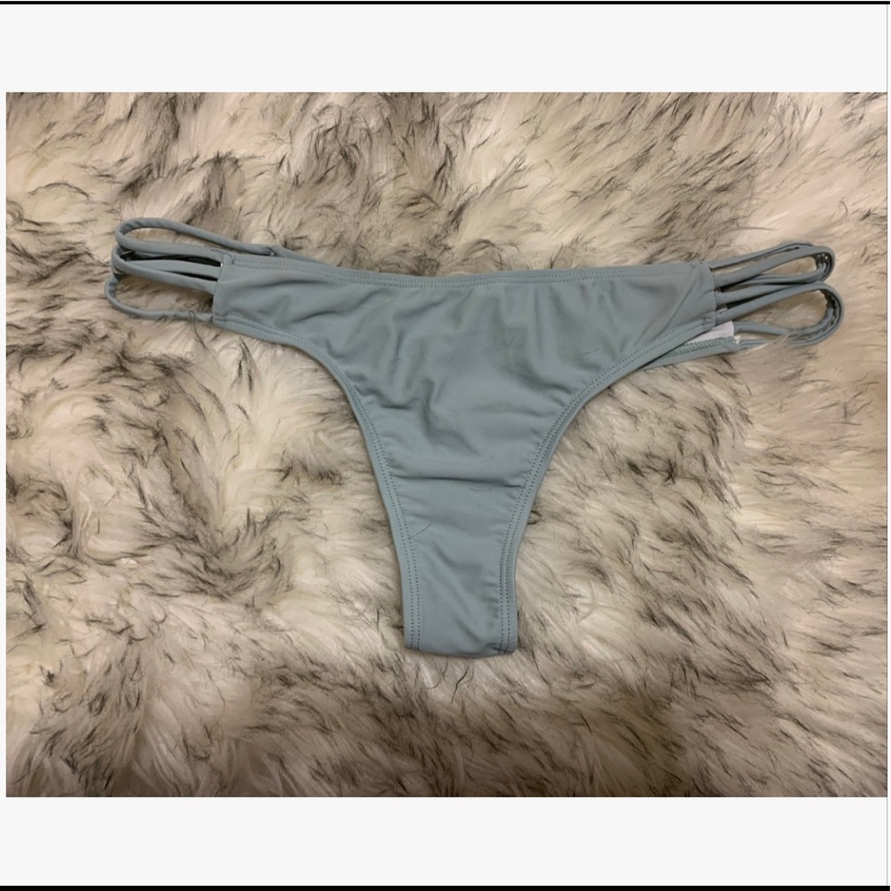 Boutinela cheeky bottoms